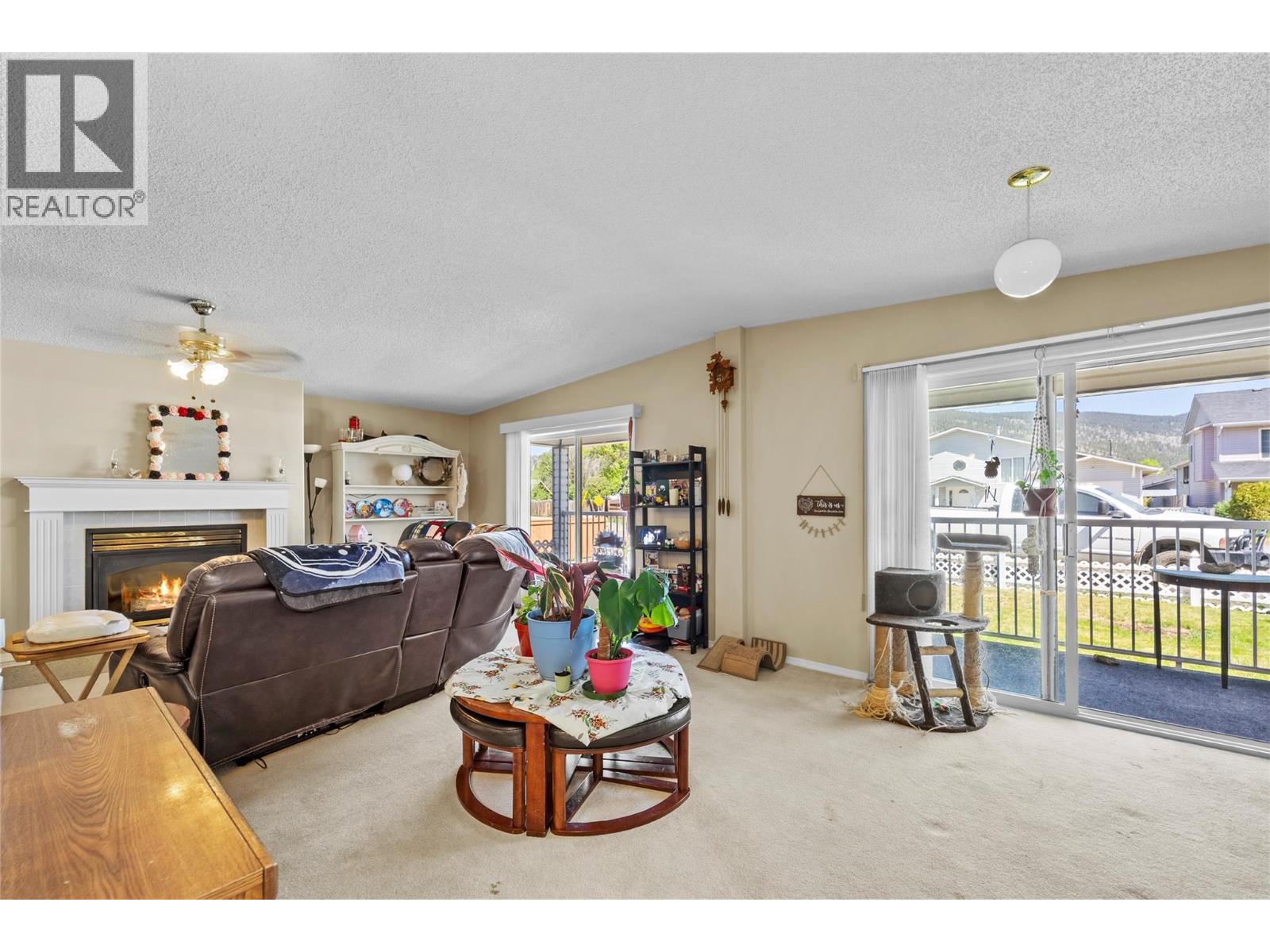 1309 Spruce Avenue - 10
