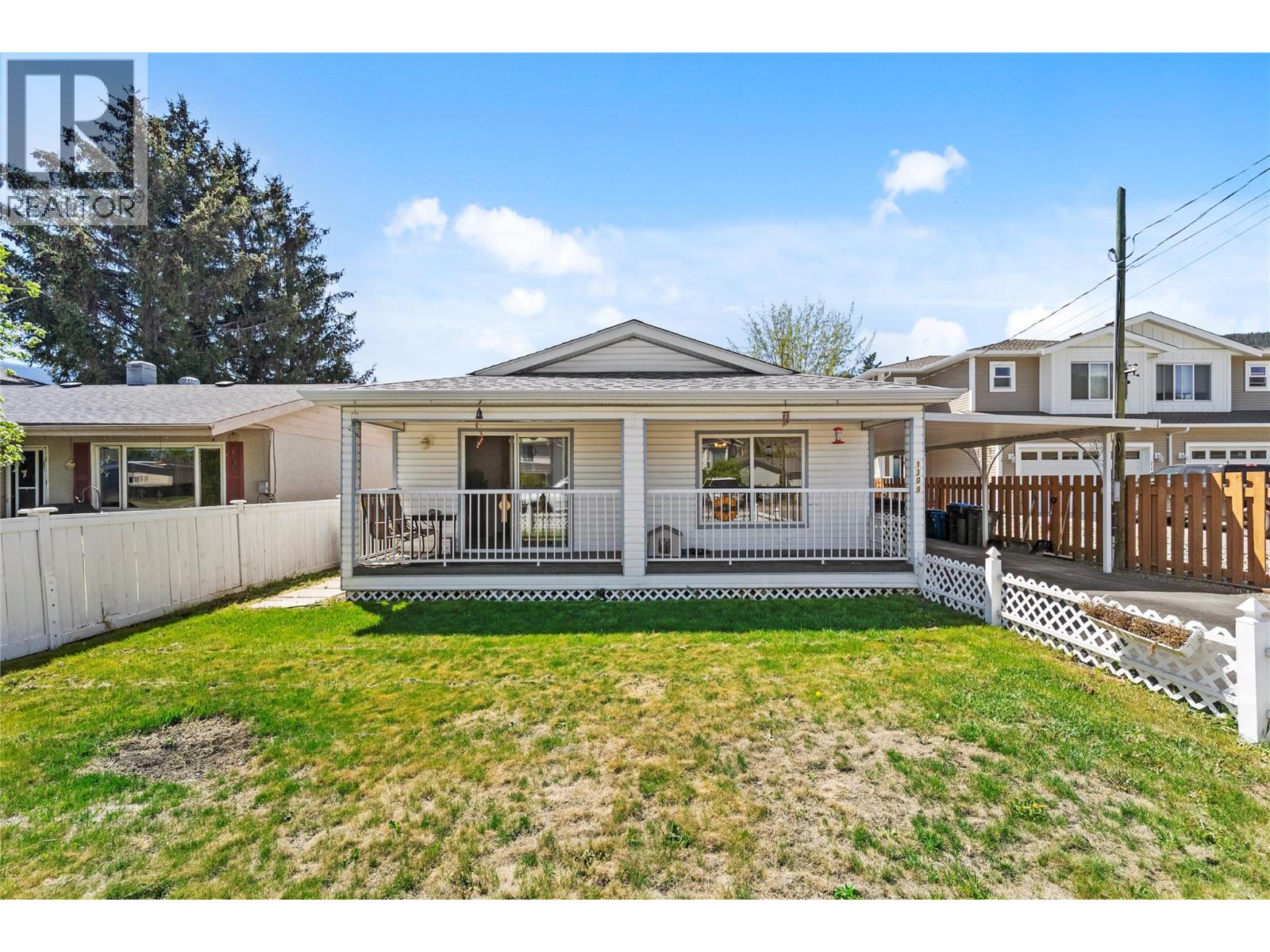 1309 Spruce Avenue - 21