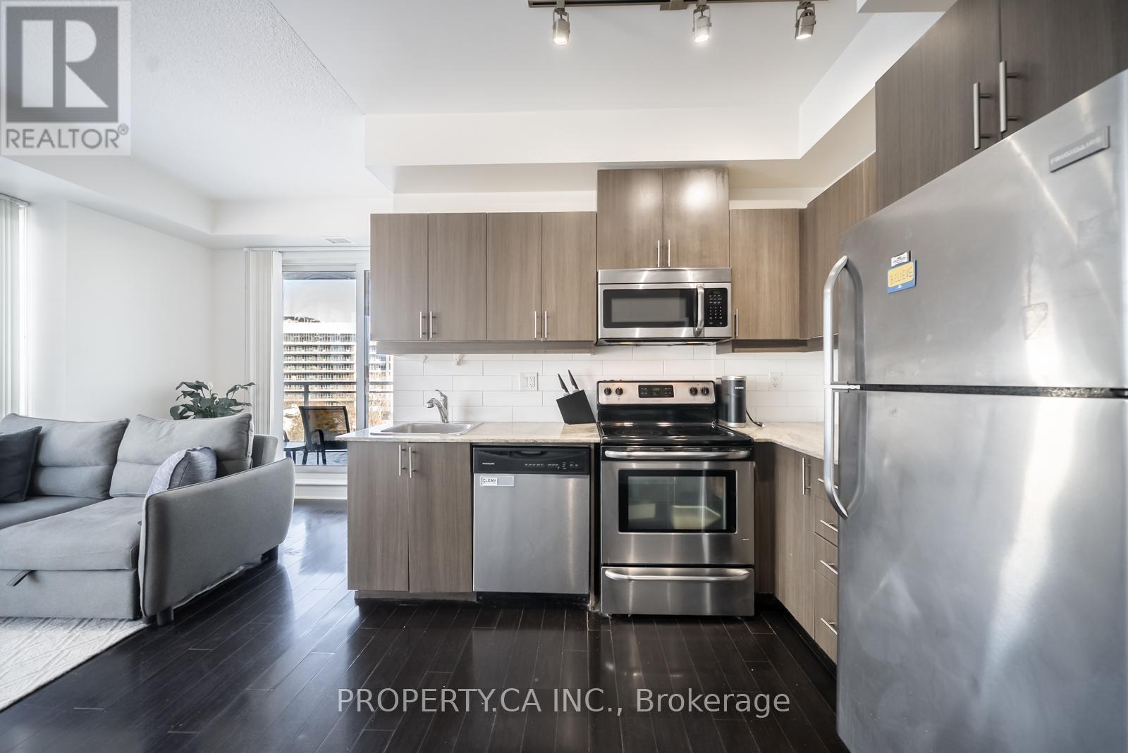 #516 17 KENASTON GARDENS - 10