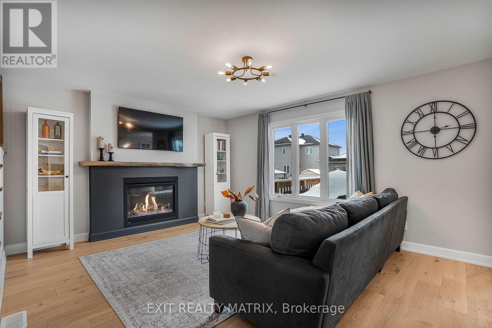 450 PROVENCE AVENUE - 5