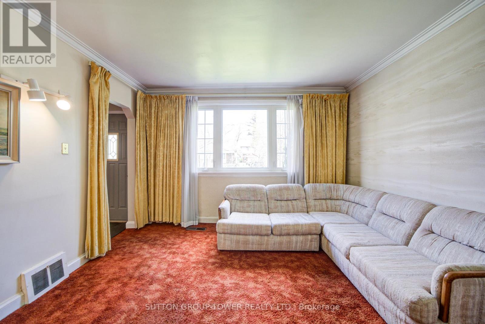 31 MELODY ROAD - 18