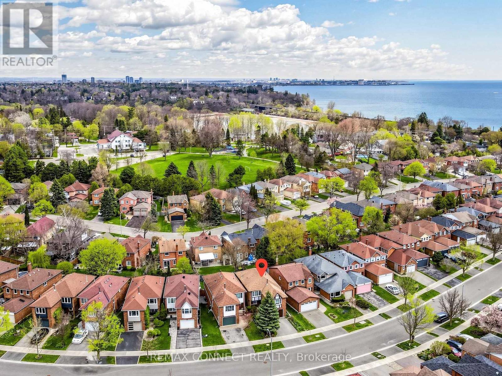 60 STARSPRAY BOULEVARD - 33