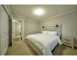 18369 21a Avenue, Surrey, BC V3Z9W2 Photo 12