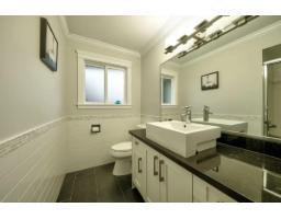 18369 21a Avenue, Surrey, BC V3Z9W2 Photo 13