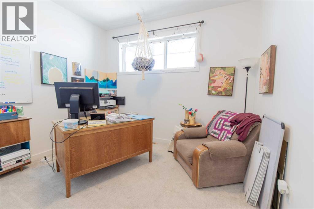 314 Uplands Boulevard N - 15