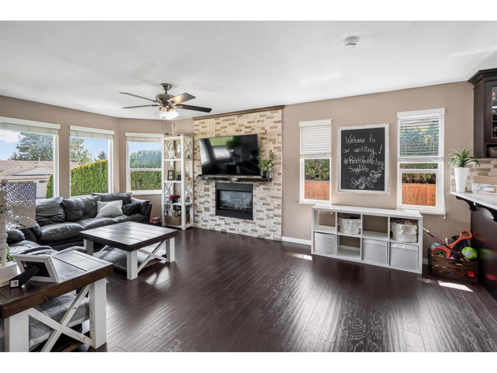 35061 SUNNYSIDE DRIVE