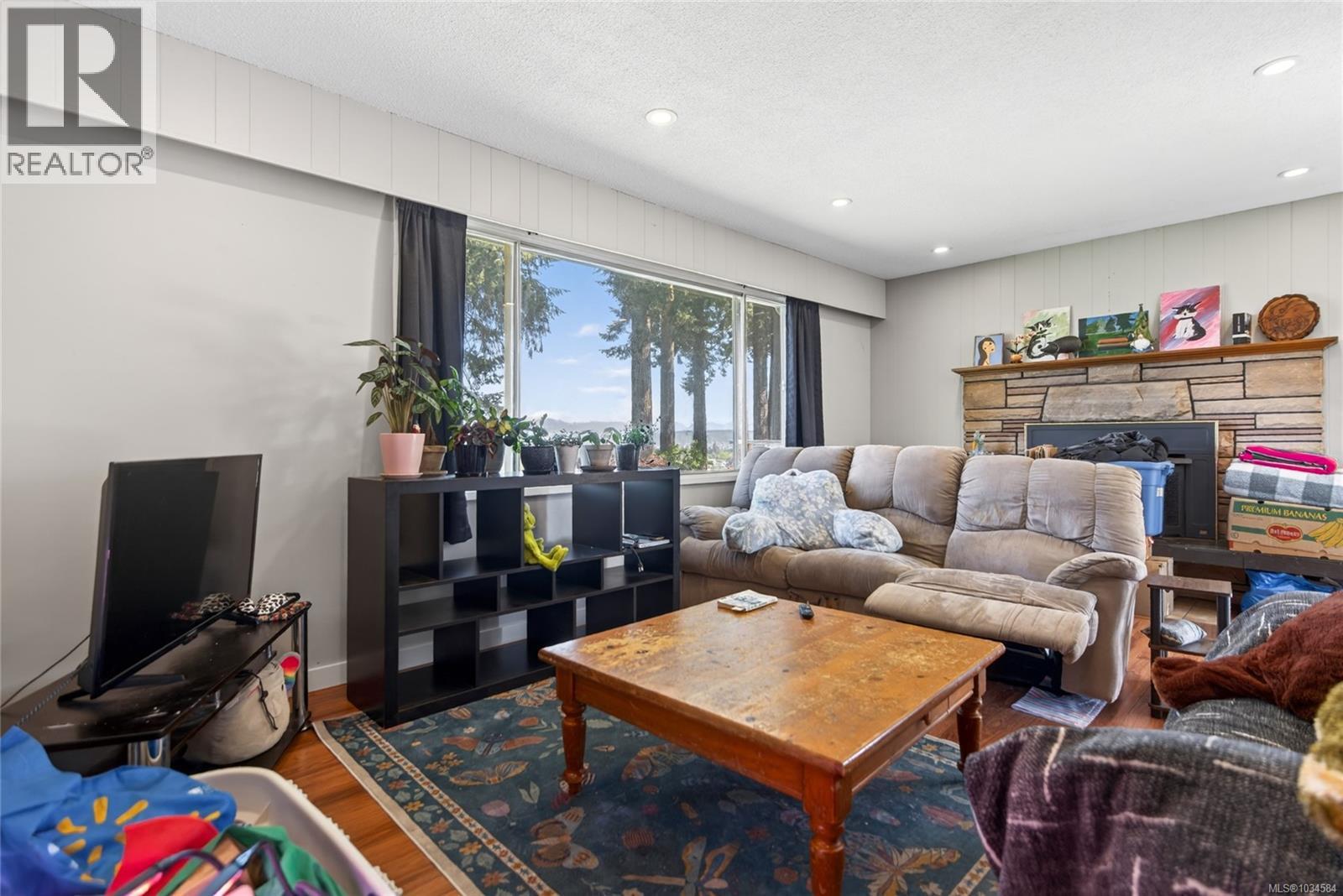 1820 Treelane Rd - 12