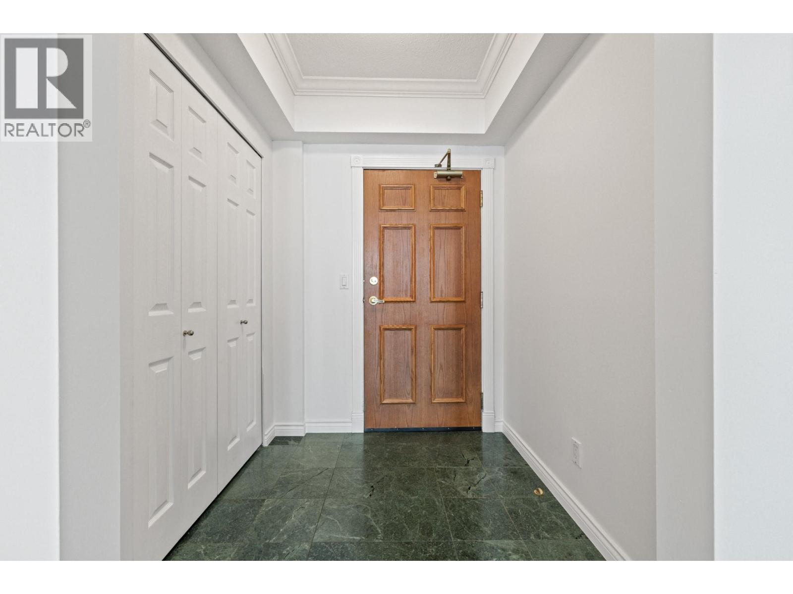 #706 1152 Sunset Drive - 20