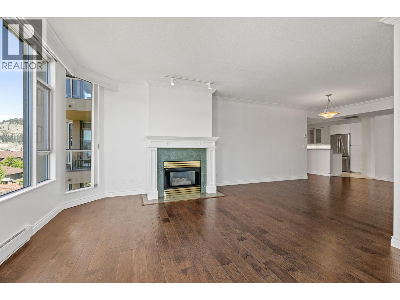 #706 1152 Sunset Drive - 7