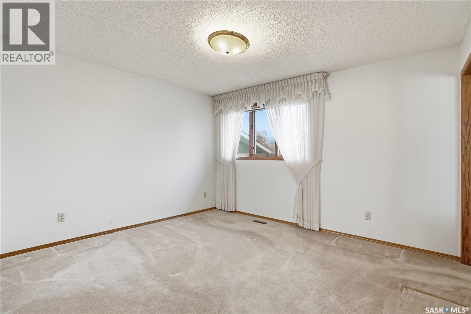238 S AVENUE N - 22