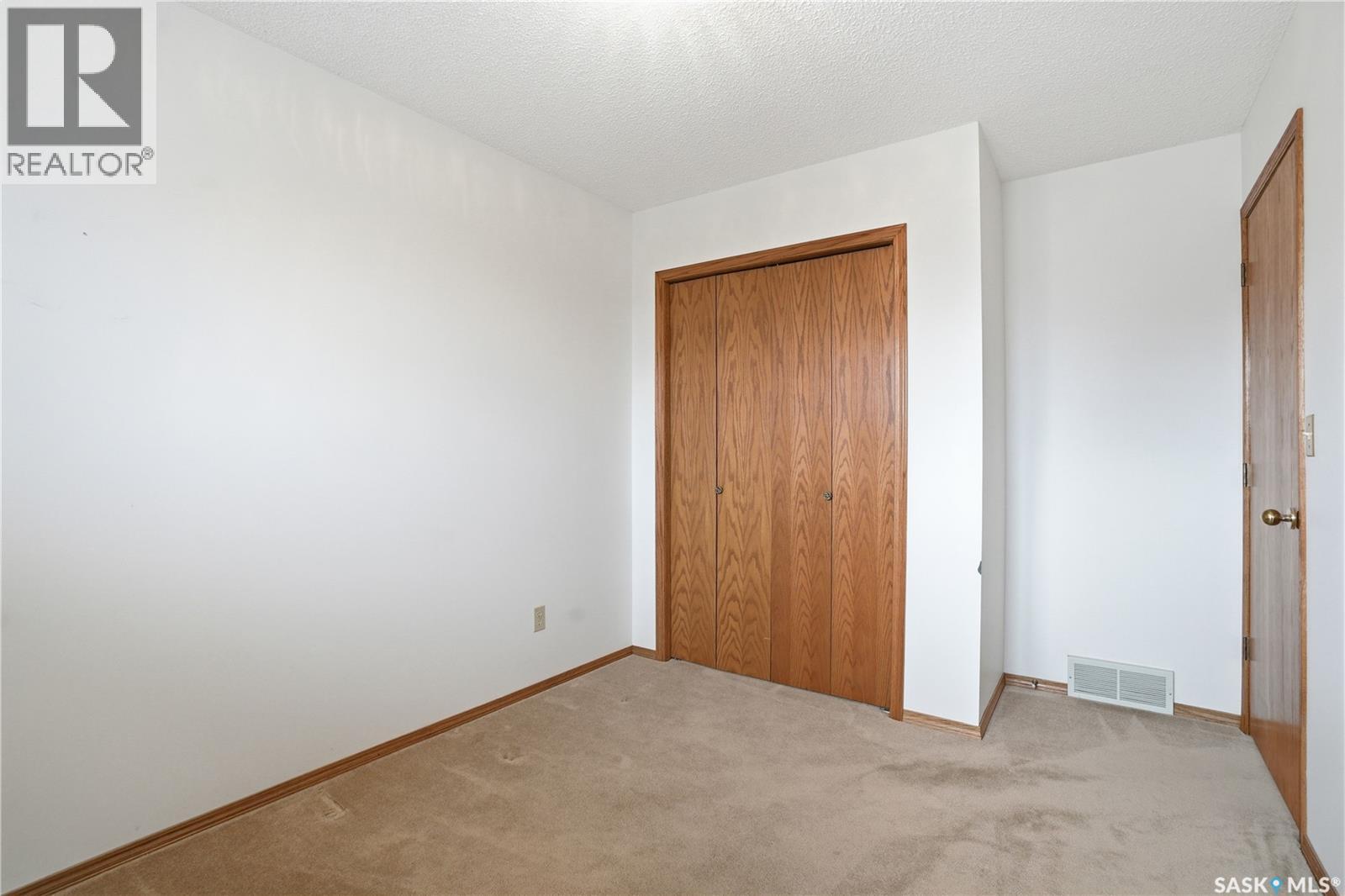 238 S AVENUE N - 26