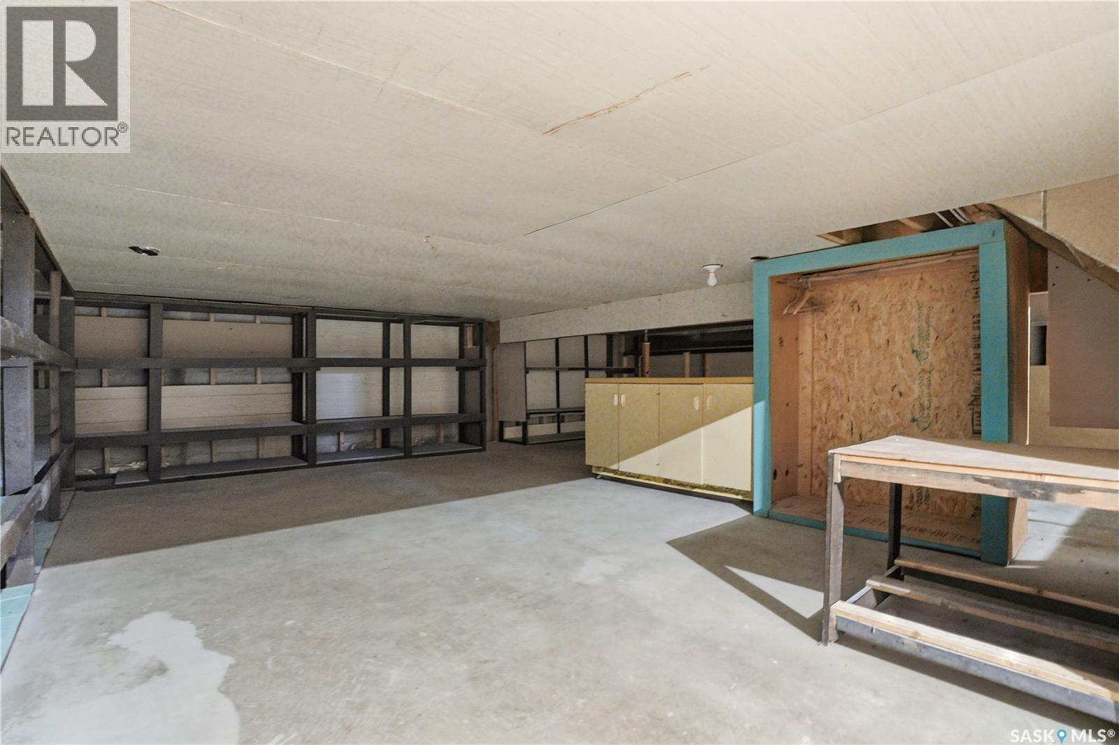 238 S AVENUE N - 44
