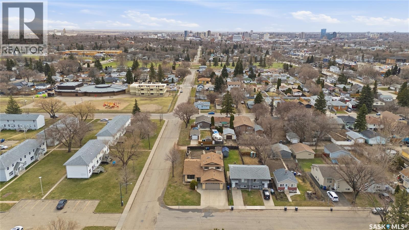238 S AVENUE N - 60