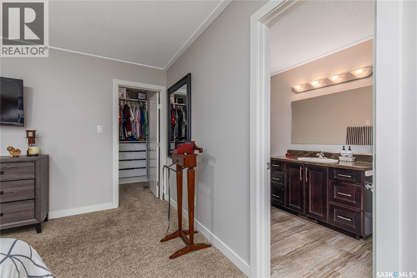 212 Iron Bridge DRIVE - 31