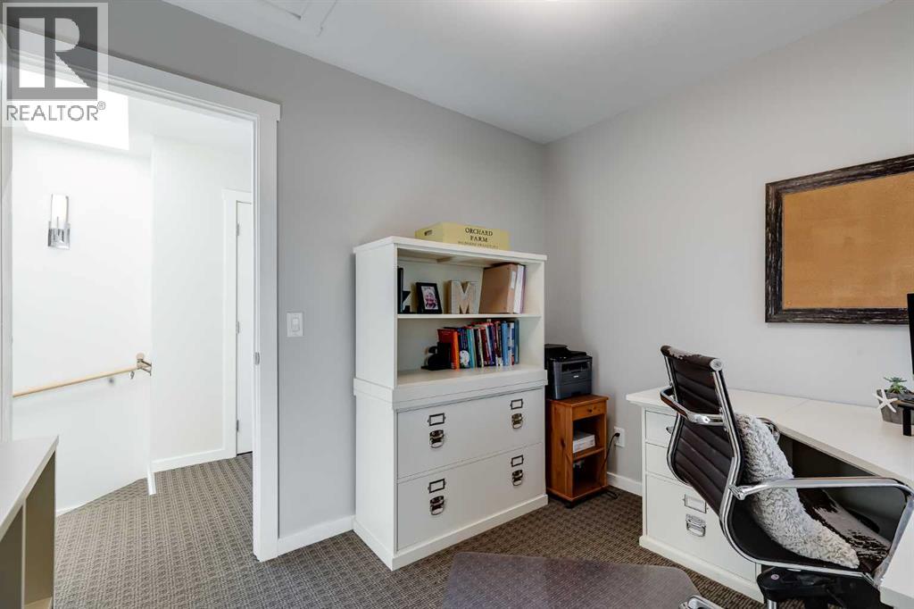 2729 Cochrane Road NW - 26