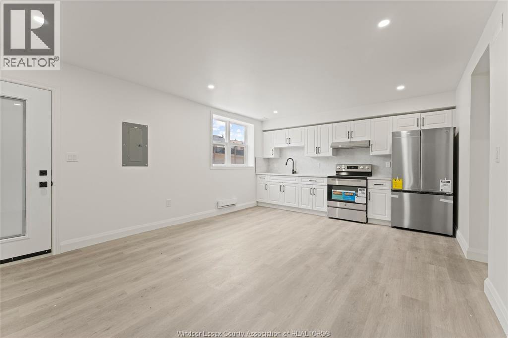 702 PIERRE Unit# 4, Windsor, Ontario, N9A2K5 — Photo 4