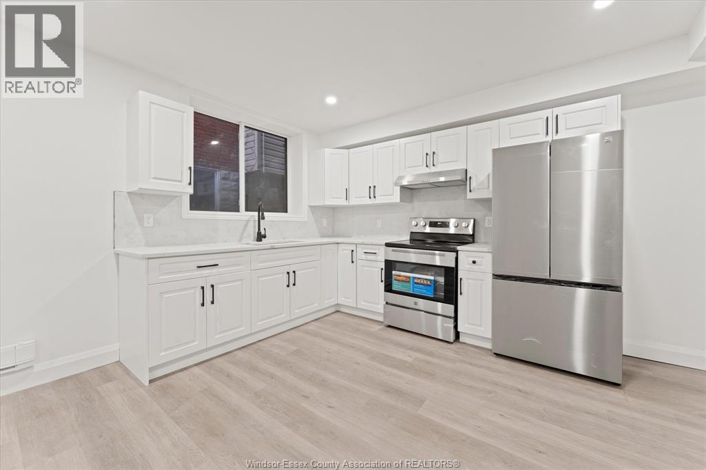 702 PIERRE Unit# 2, Windsor, Ontario, N9A2K5 — Photo 13