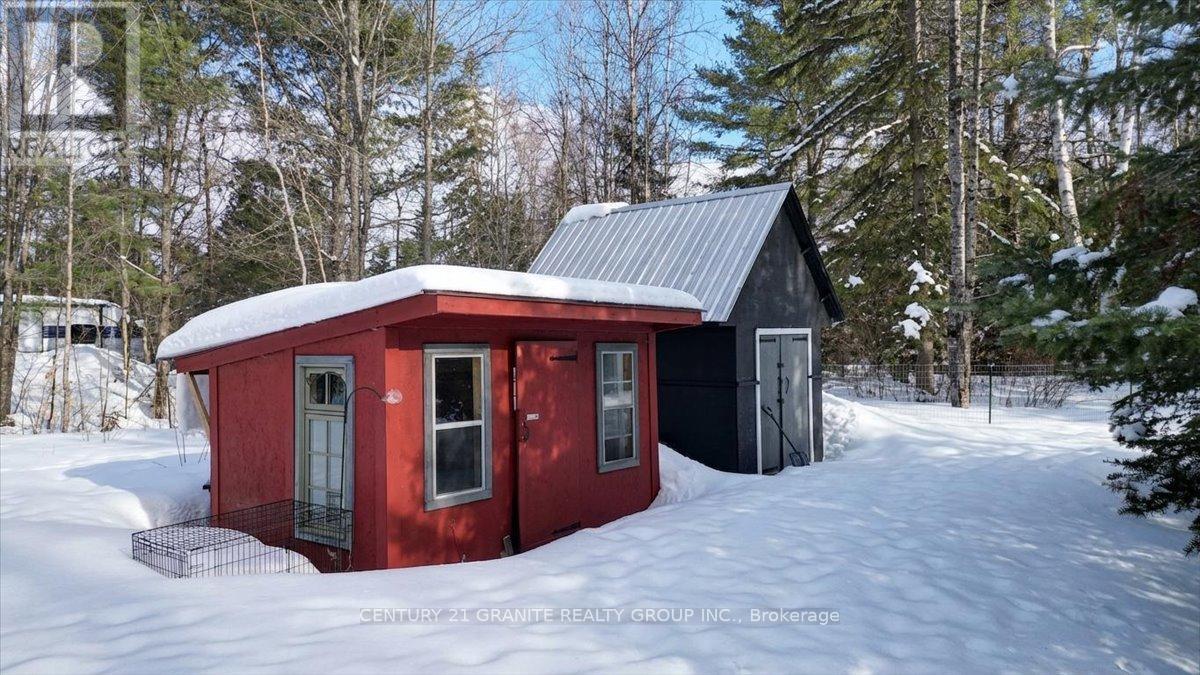 19 HIGH BUSH ROAD - 31