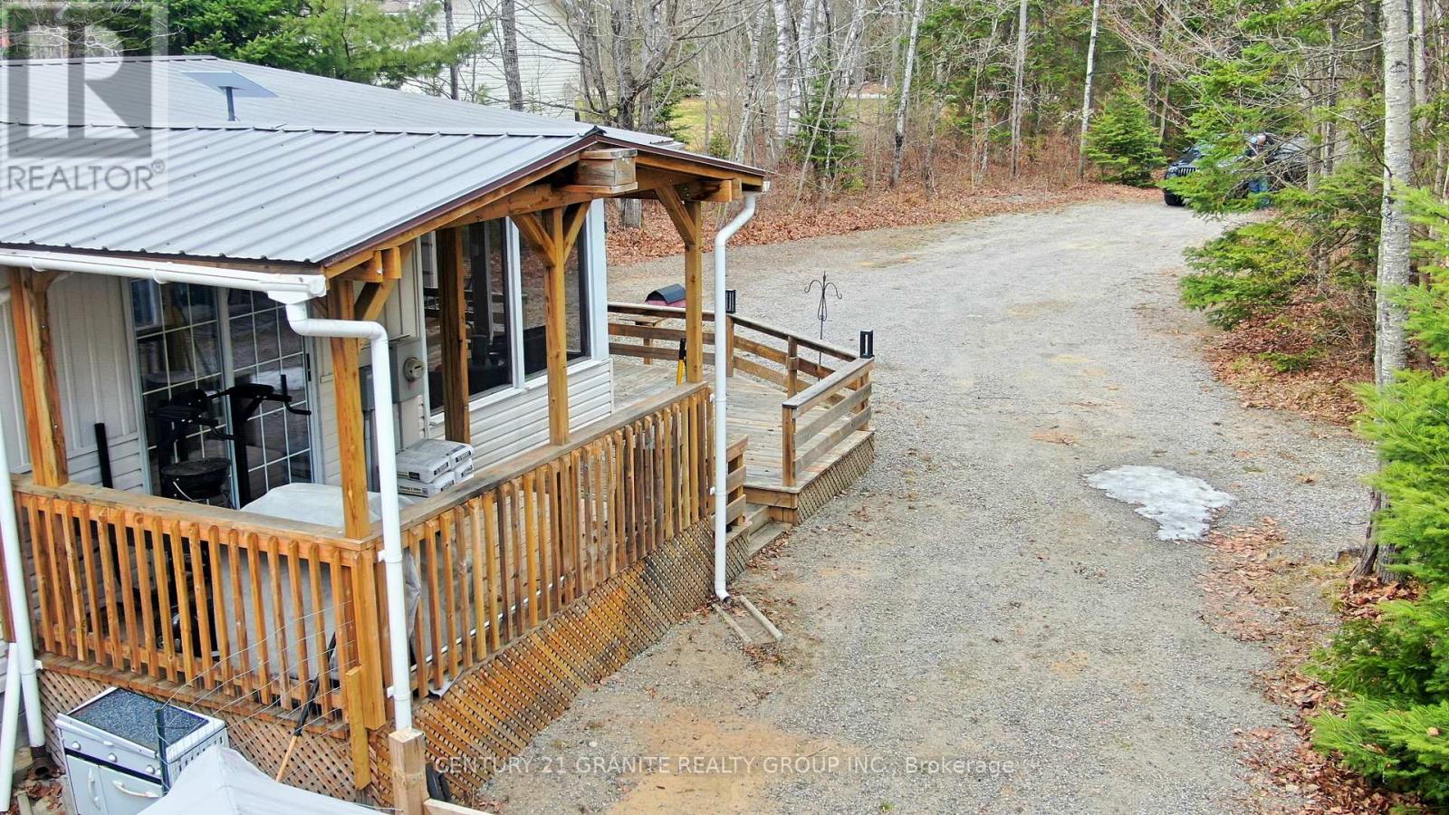 19 HIGH BUSH ROAD - 36