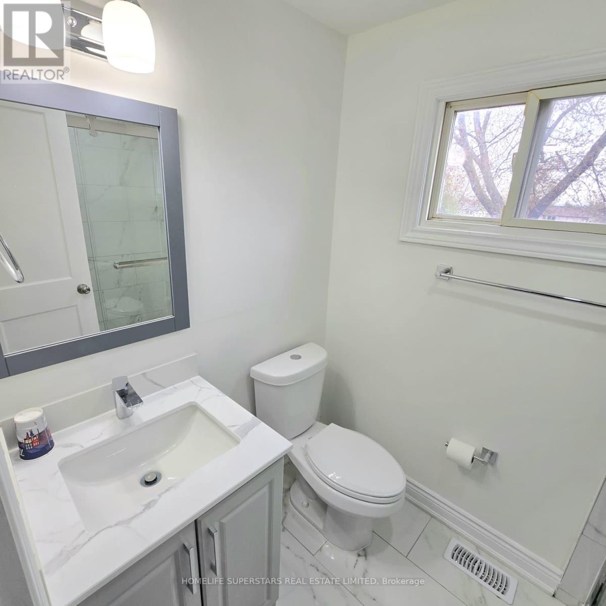 6 GROVE PARK SQUARE - 11