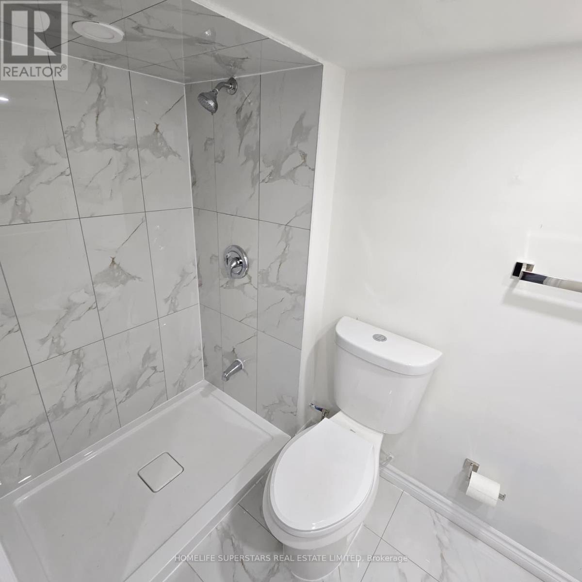 6 GROVE PARK SQUARE - 25