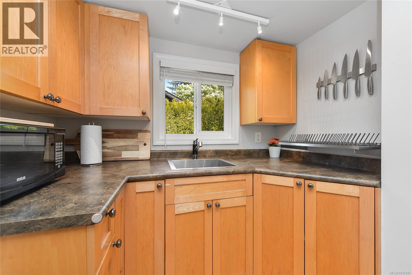 76 Nelson Rd - 5