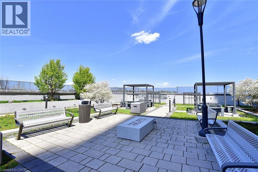 2081 FAIRVIEW Street Unit# 1003, Burlington, Ontario, L7R0E4 — Photo 2