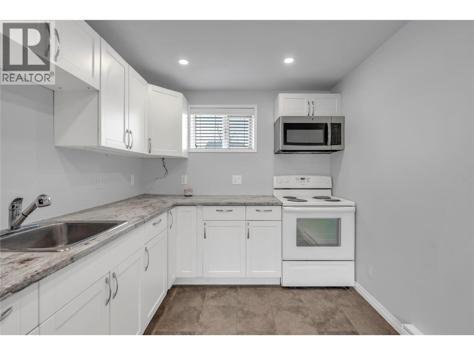 764 Penticton Avenue, Penticton