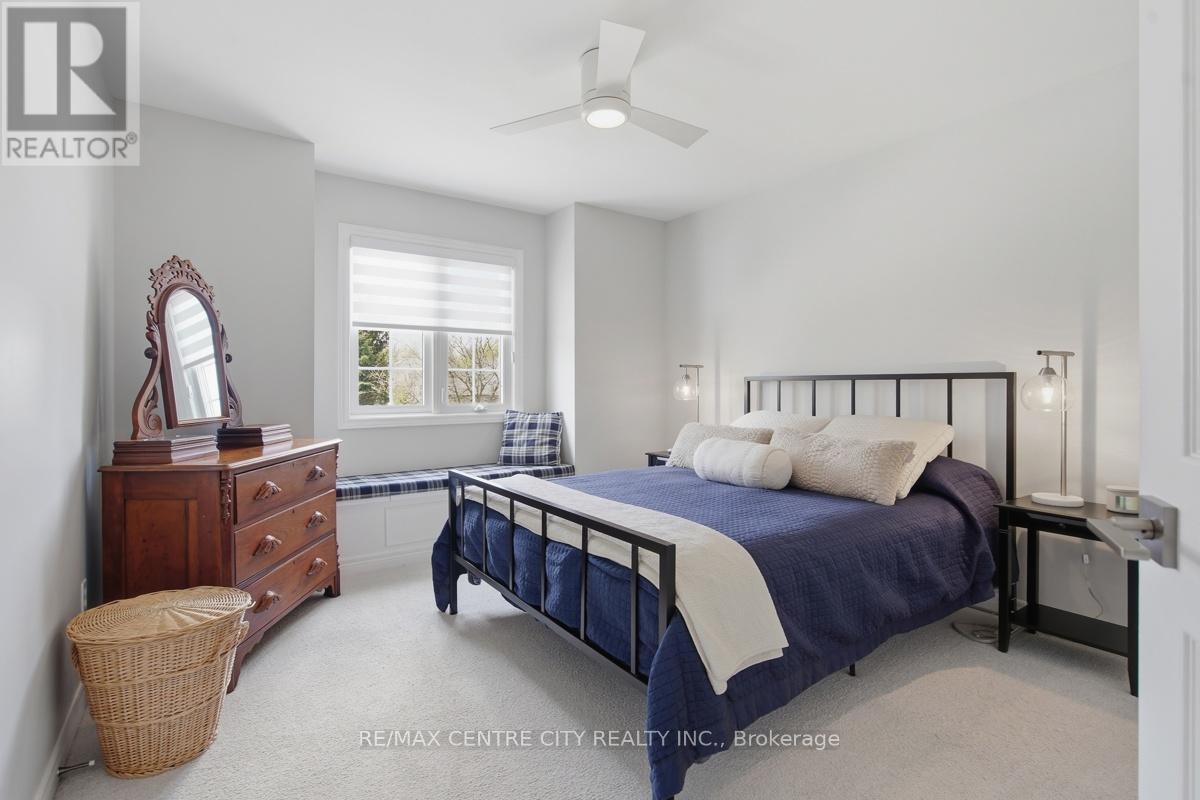 6 TRILLIUM COURT - 29