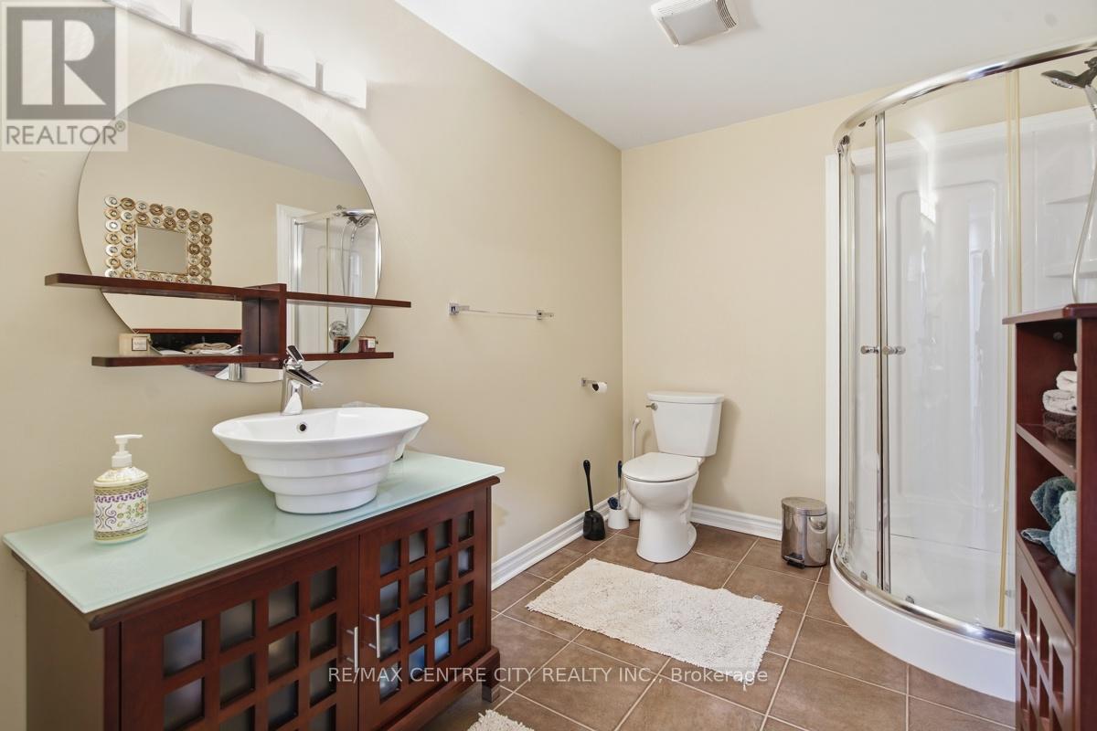 6 TRILLIUM COURT - 38
