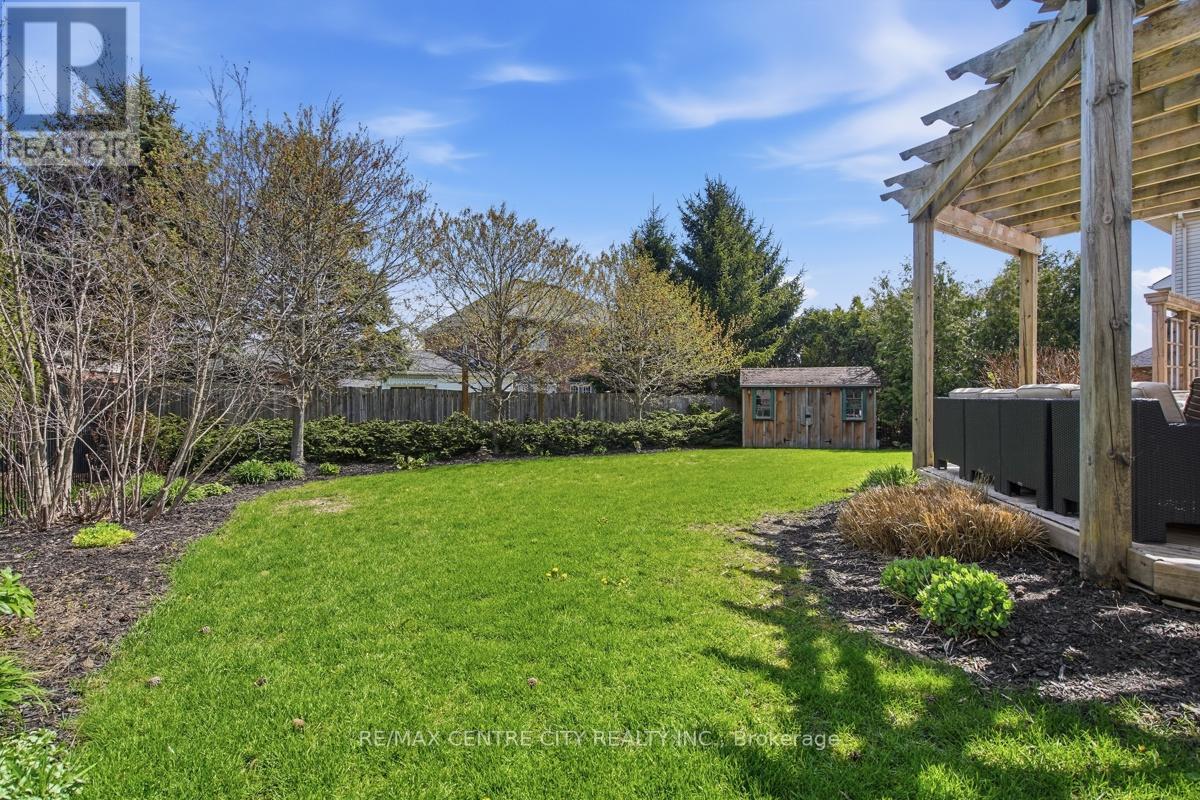 6 TRILLIUM COURT - 46