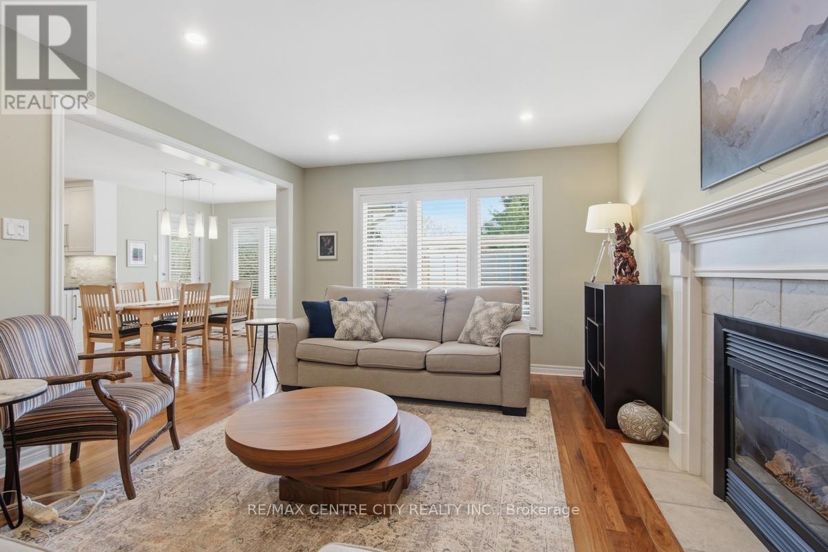 6 TRILLIUM COURT - 8