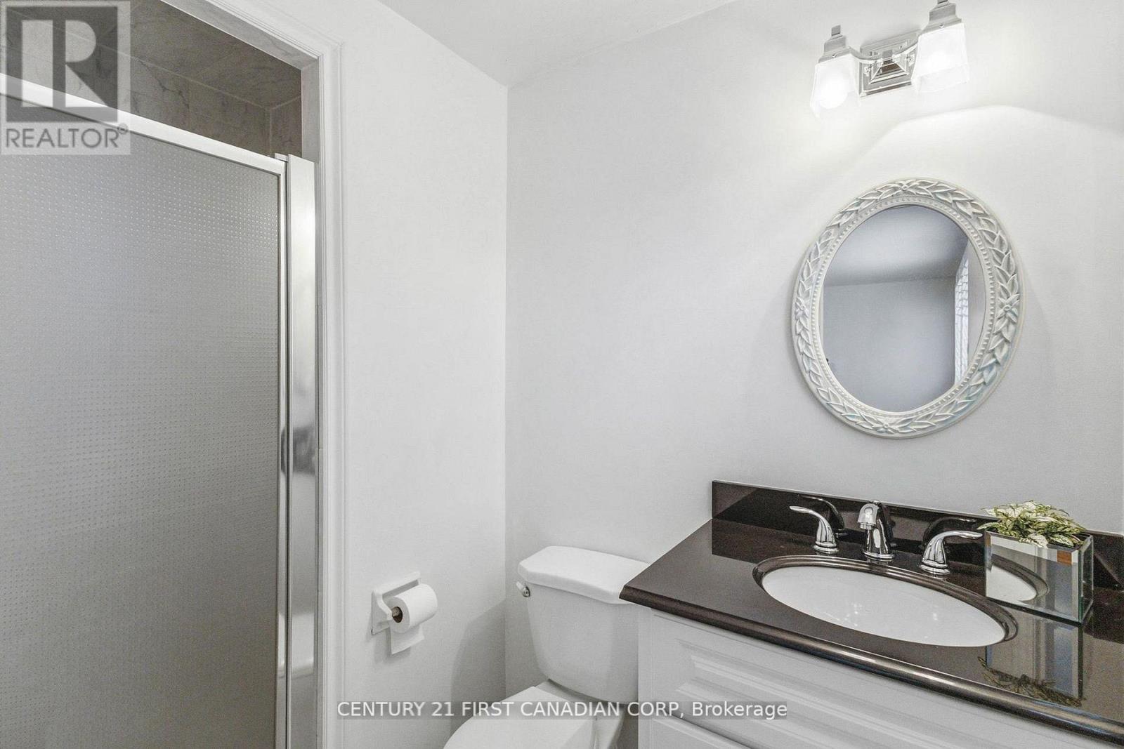 1080 VISCOUNT ROAD - 35