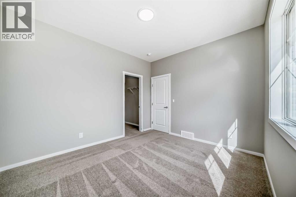 72 Carringwood Rise NW - 29