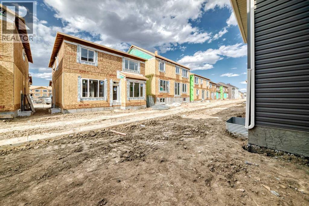 72 Carringwood Rise NW - 46
