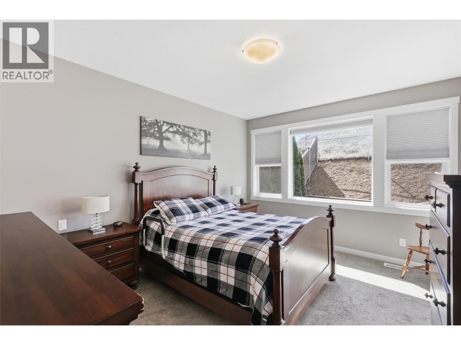 2241 Saddleback Drive - 23