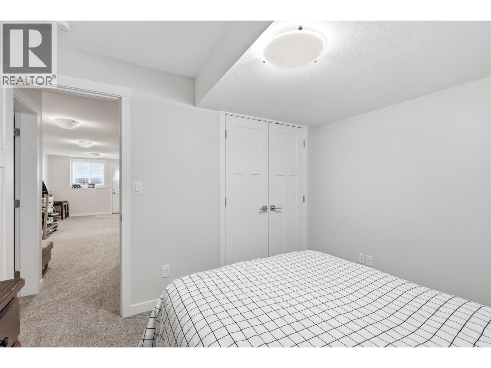 2241 Saddleback Drive - 41