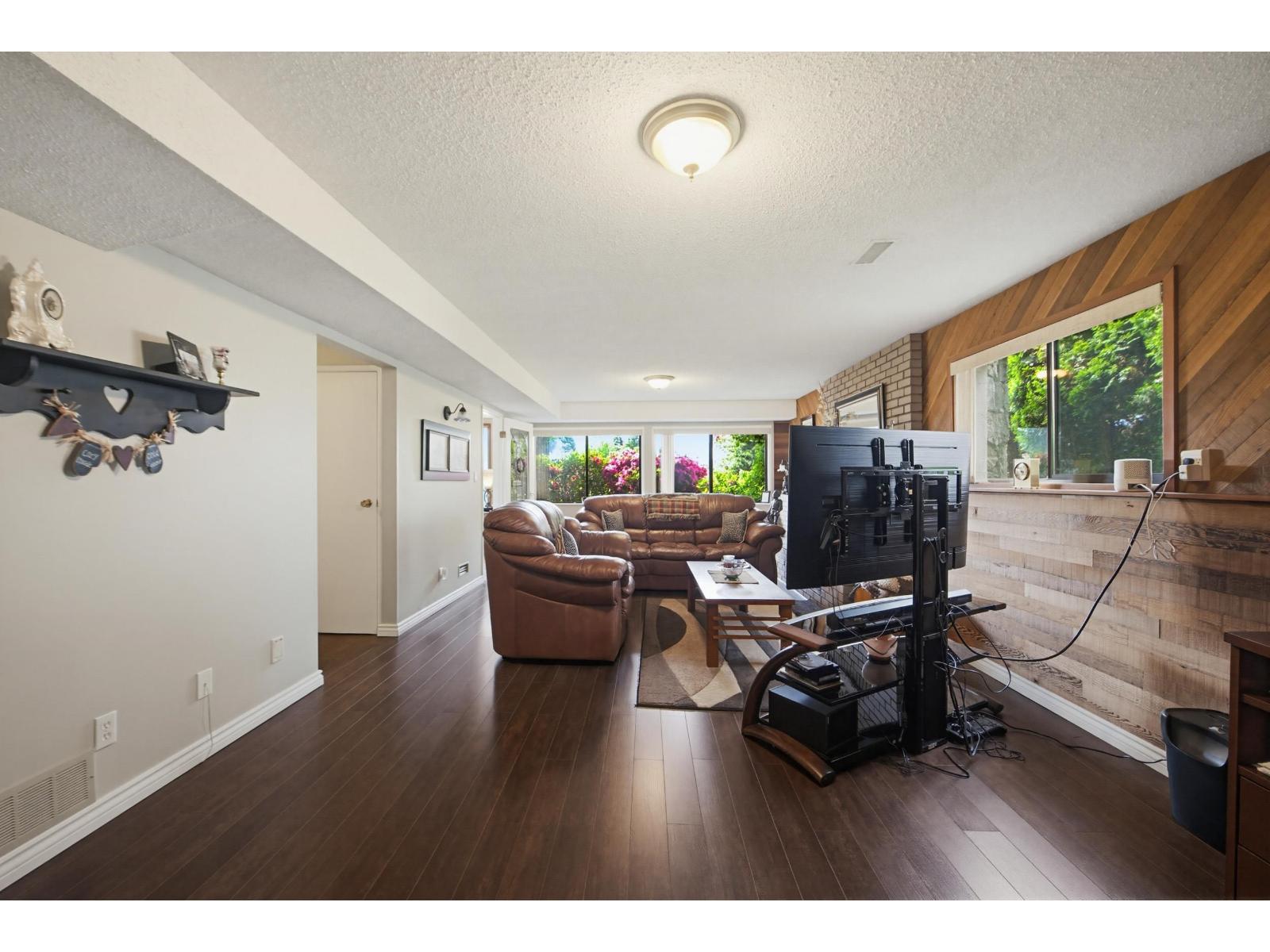 4 Bed, 3 Bath House for Sale in Abbotsford – 2740 MARBLE HILL DRIVE, Abbotsford – MLS# R3121025 - Image 35