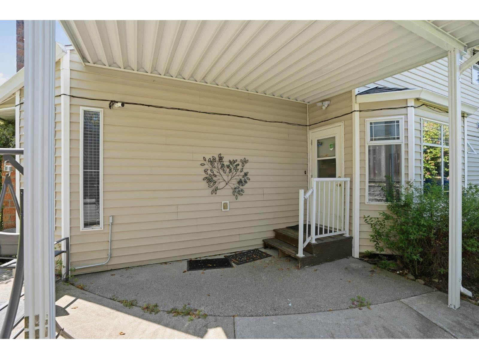 11142 85A AVENUE, Delta