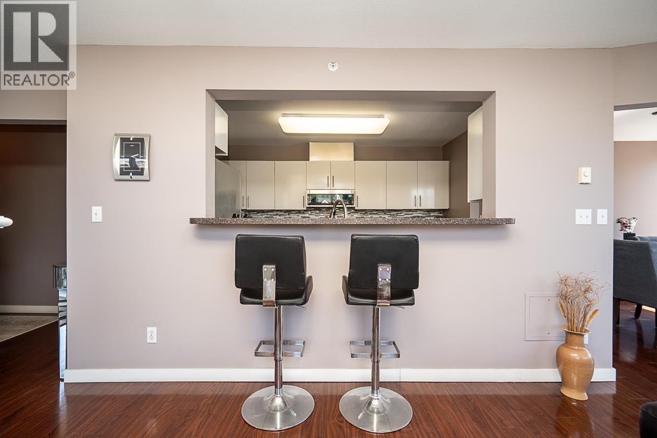 1000 328 CLARKSON STREET, New Westminster