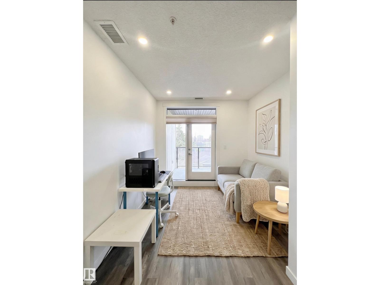 #310 11503 76 AV NW - 18
