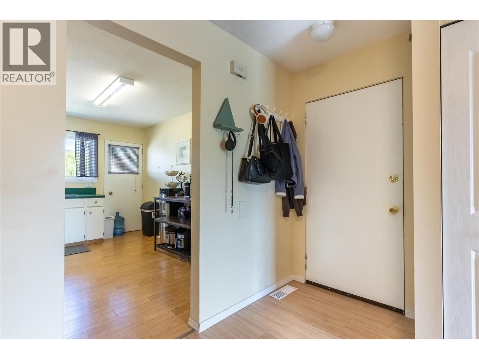 #310 825 HILL Street - 21