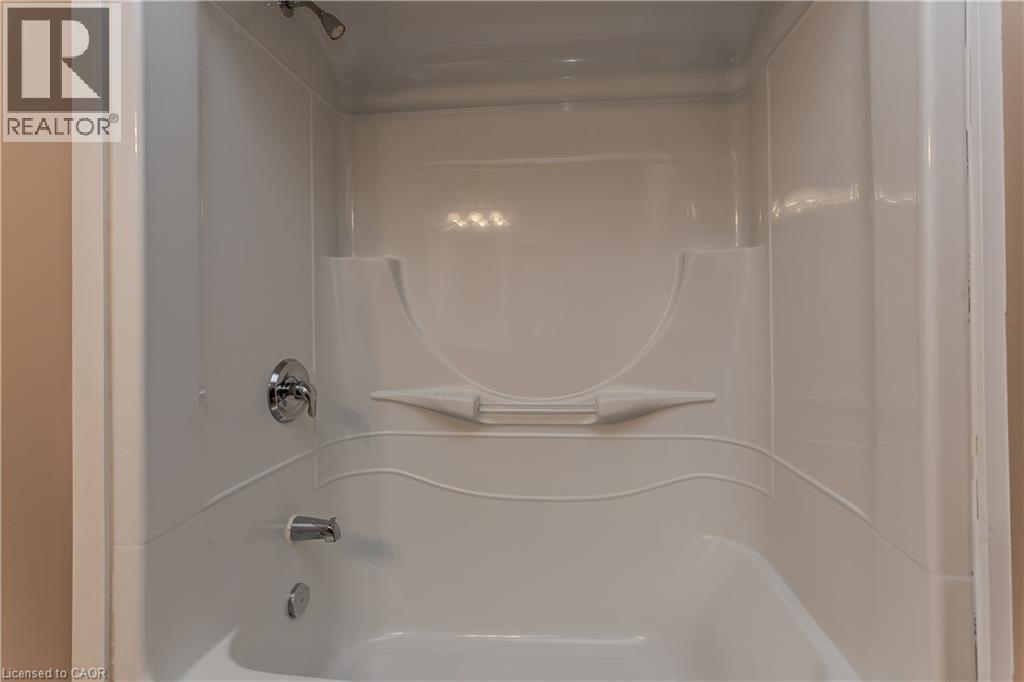 2165 ITABASHI Way Unit# 31, Burlington, Ontario, L7M0A2 — Photo 10