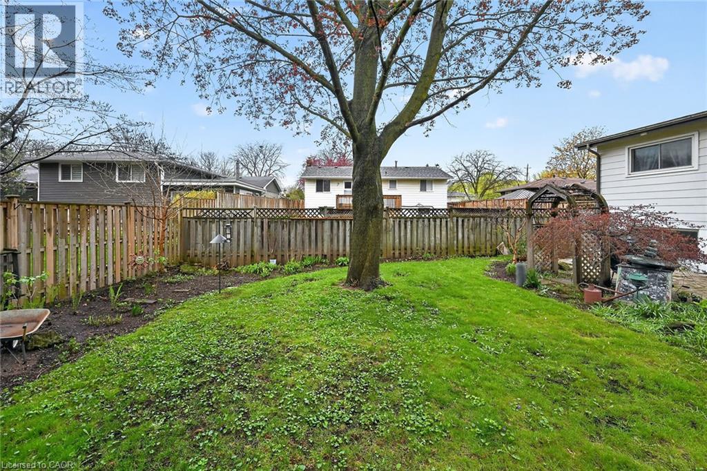 582 WOODVIEW Road, Burlington, Ontario, L7N3A1 — Photo 11