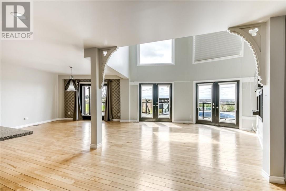 41 Kingsview Drive, Sudbury, Ontario, P3B0C8 — Photo 2