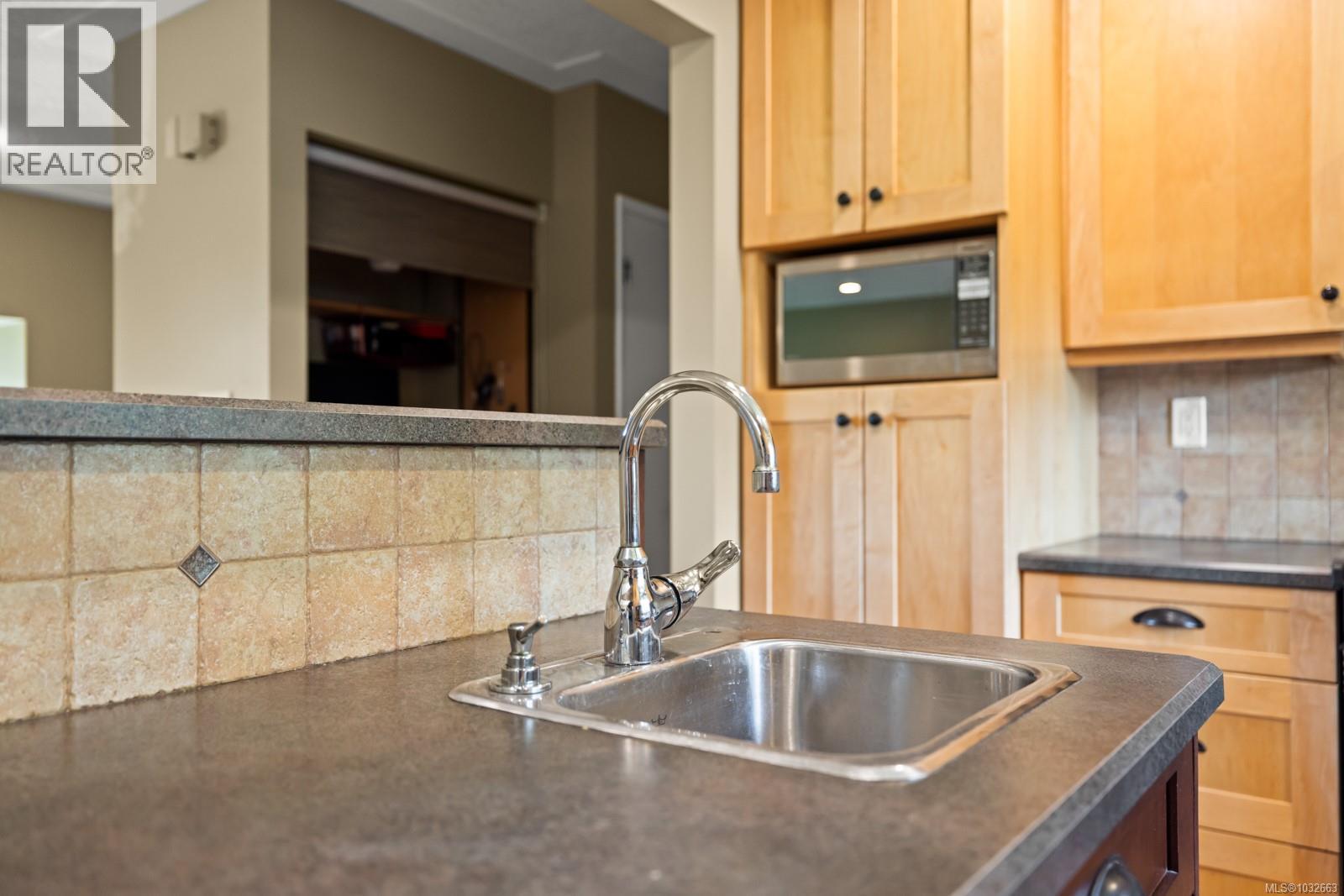 1897 San Pedro Ave - 6