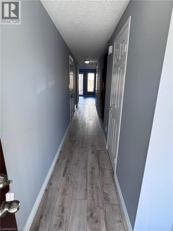 135 DONNENWERTH Drive, Kitchener, Ontario, N2E4C8 — Photo 6