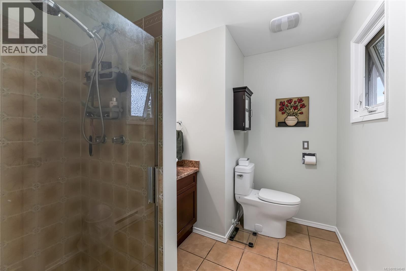 955 Sluggett Rd, Central Saanich
