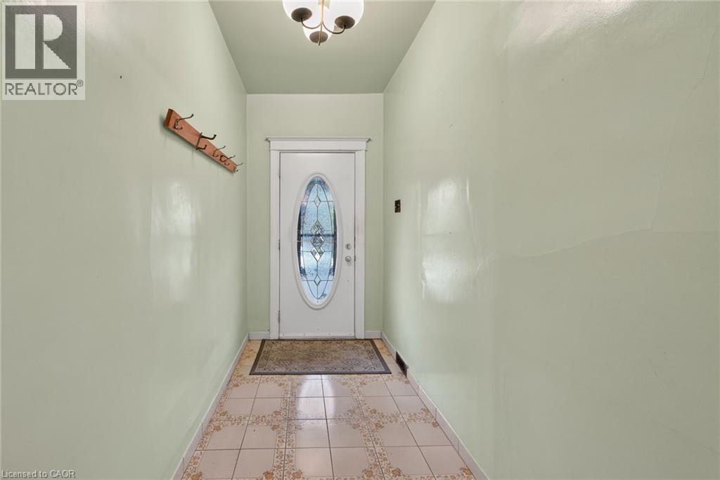 35 GARFIELD Avenue N, Hamilton, Ontario, L8M2R5 — Photo 3