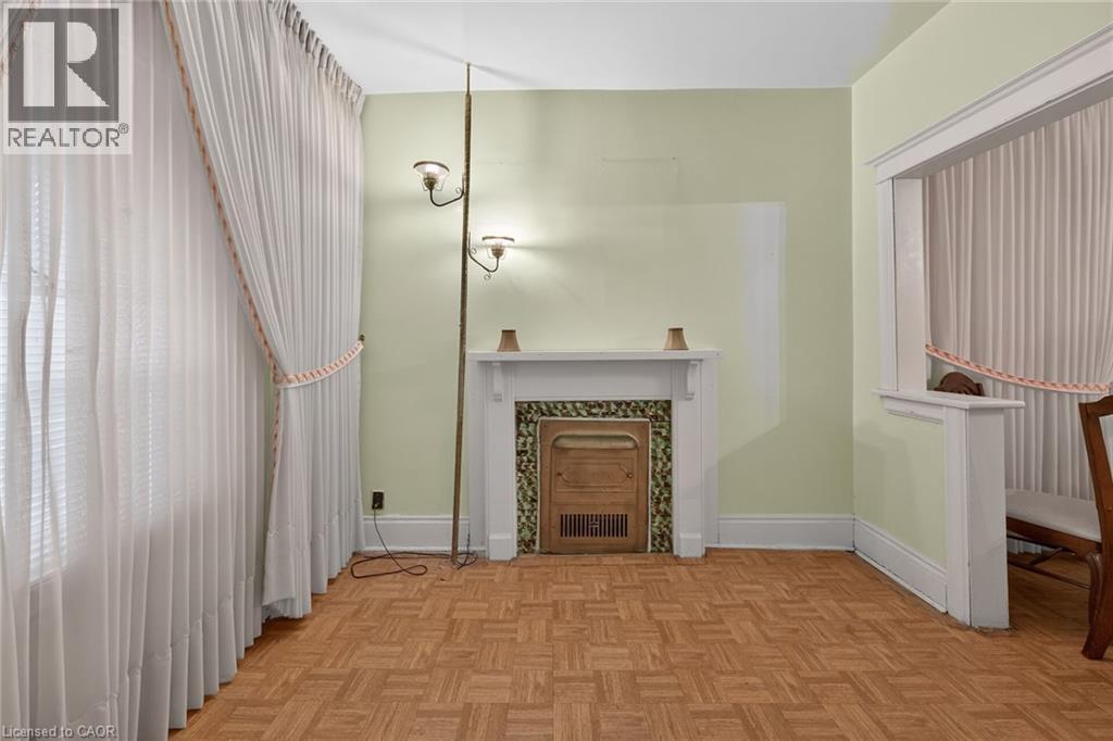 35 GARFIELD Avenue N - 15